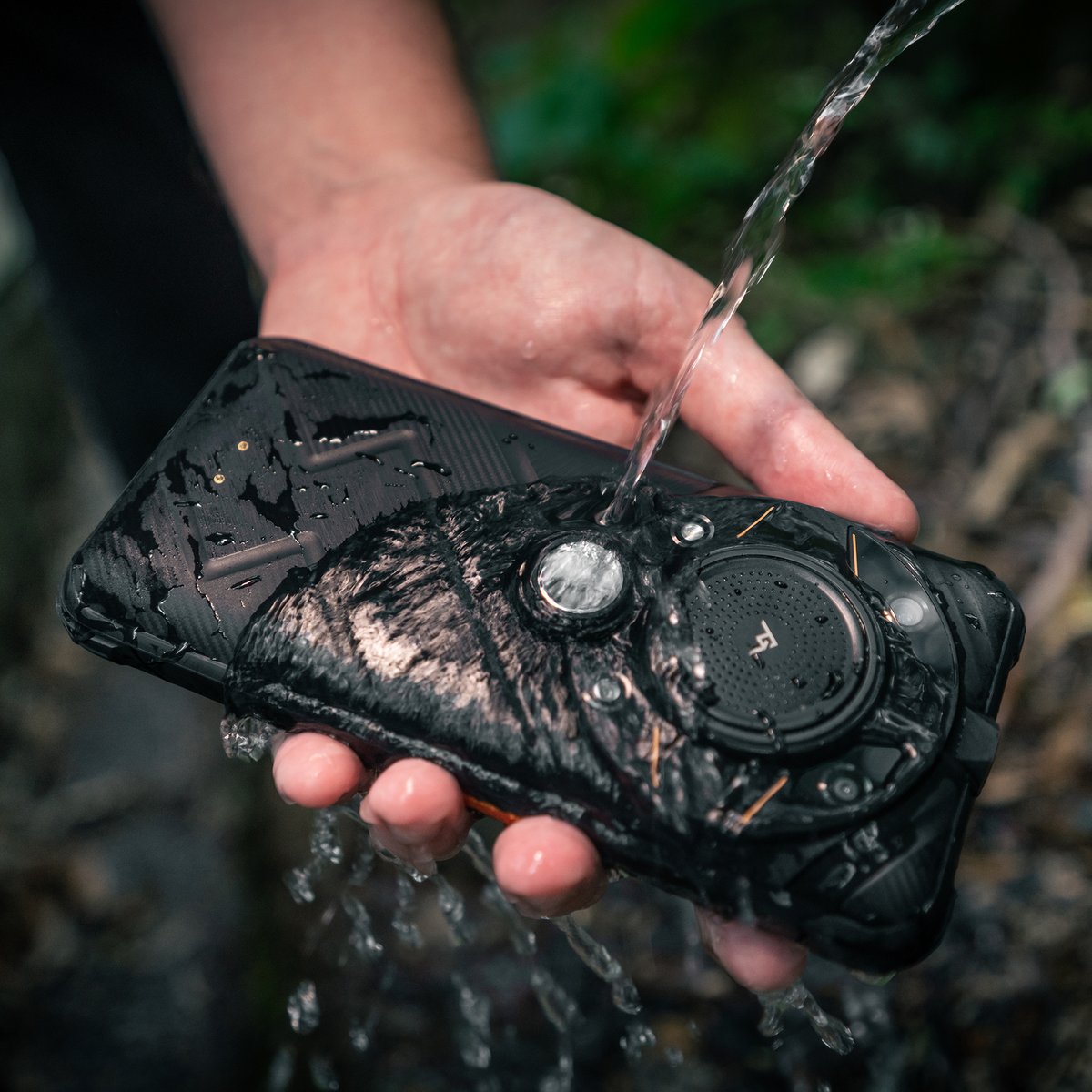 Discover nature's hidden warmth with the AGM G2 Guardian🌲

 Rugged and ready, its thermal eye spots wildlife from afar, enhancing every outdoor escape. Explore without limits. 🔍

#AGMMobile #G2Guardian #Nature #ThermalVision #rugged #android