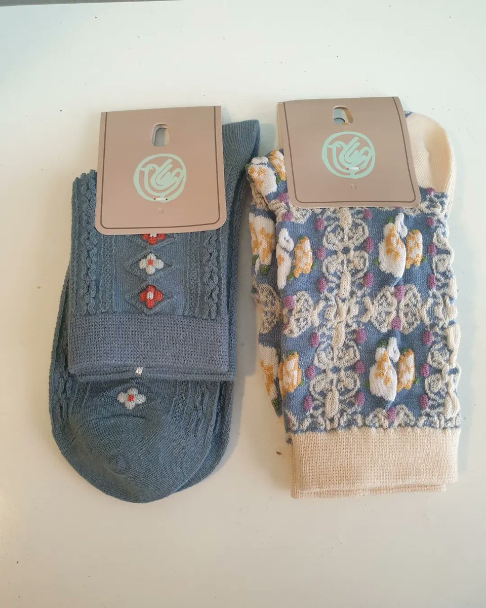 🎁🎅Calcetines súper bonitos 🎅🎁Una idea genial para los pequeños detalles de éstas navidades 🎅🎁#calcetinesbonitos #calcetinesmolones #amicinvisible #amigoinvisible #cagatio #NadalViladecans #Viladecans #baixllobregat #comerçdepoble #comerçdeproximitat #pilarttienda