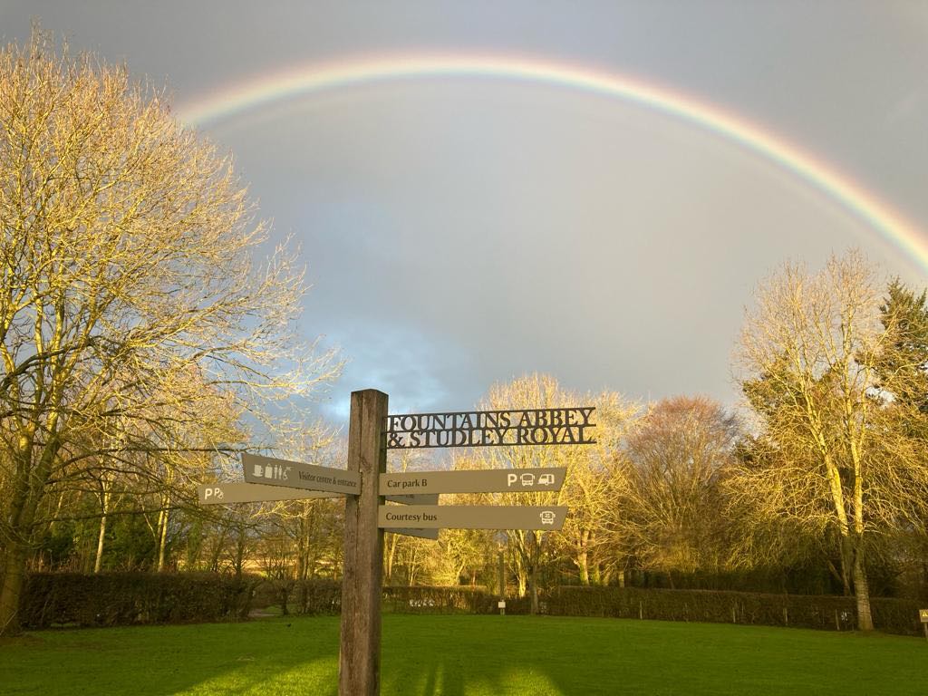 Nature has given us a spectacular show this morning. The autumn leaves have fallen but this rainbow is determined to bring colour to Fountains Abbey. #EveryoneNeedsNature #NatureBeautyHistory #FountainsAbbeyandStudleyRoyal #Rainbow #WinterColours #POTD #BeautifulBritain