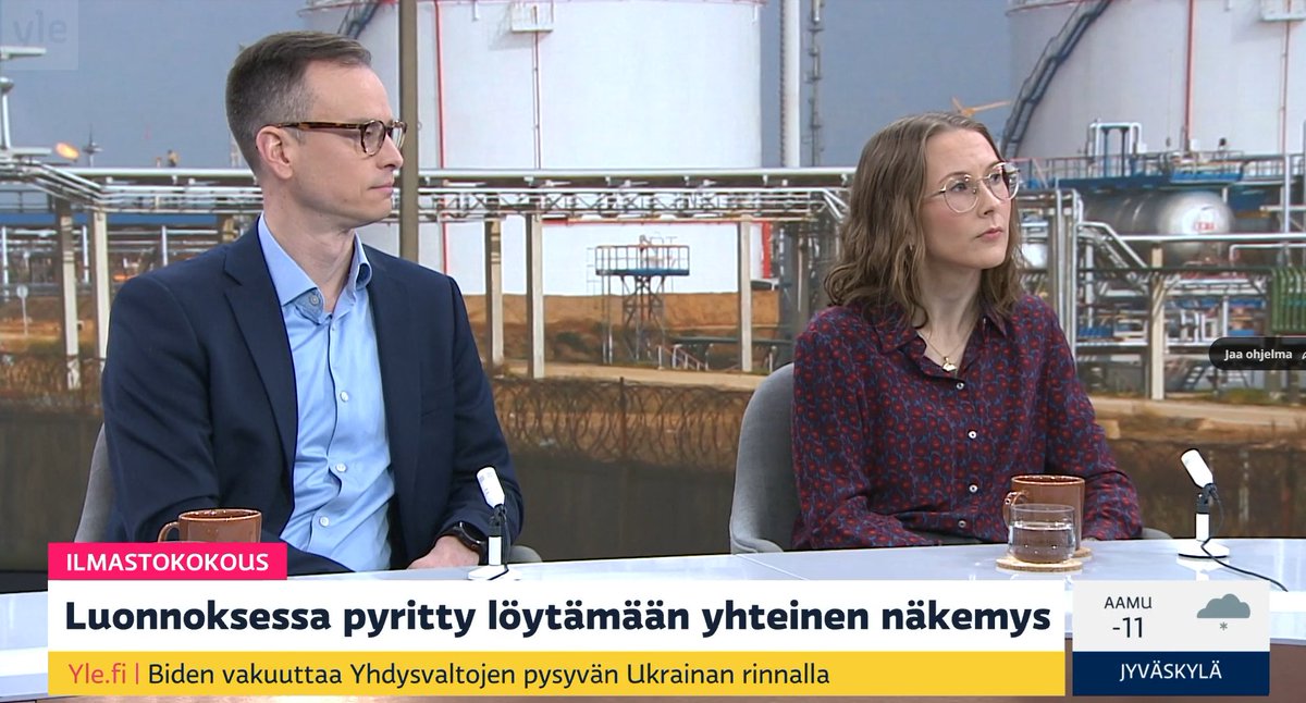 Vierailin eilen Ylen aamussa ja Ykkösaamussa <a href="/ArastoAntti/">Antti Arasto</a> kanssa keskustelemassa Dubain ilmastokokouksen  merkityksestä ja öljymaiden roolista. Suunta fossiilista luopumiseen on selvä, seuraavaksi on kiihdytettävä toimia. areena.yle.fi/podcastit/1-66…