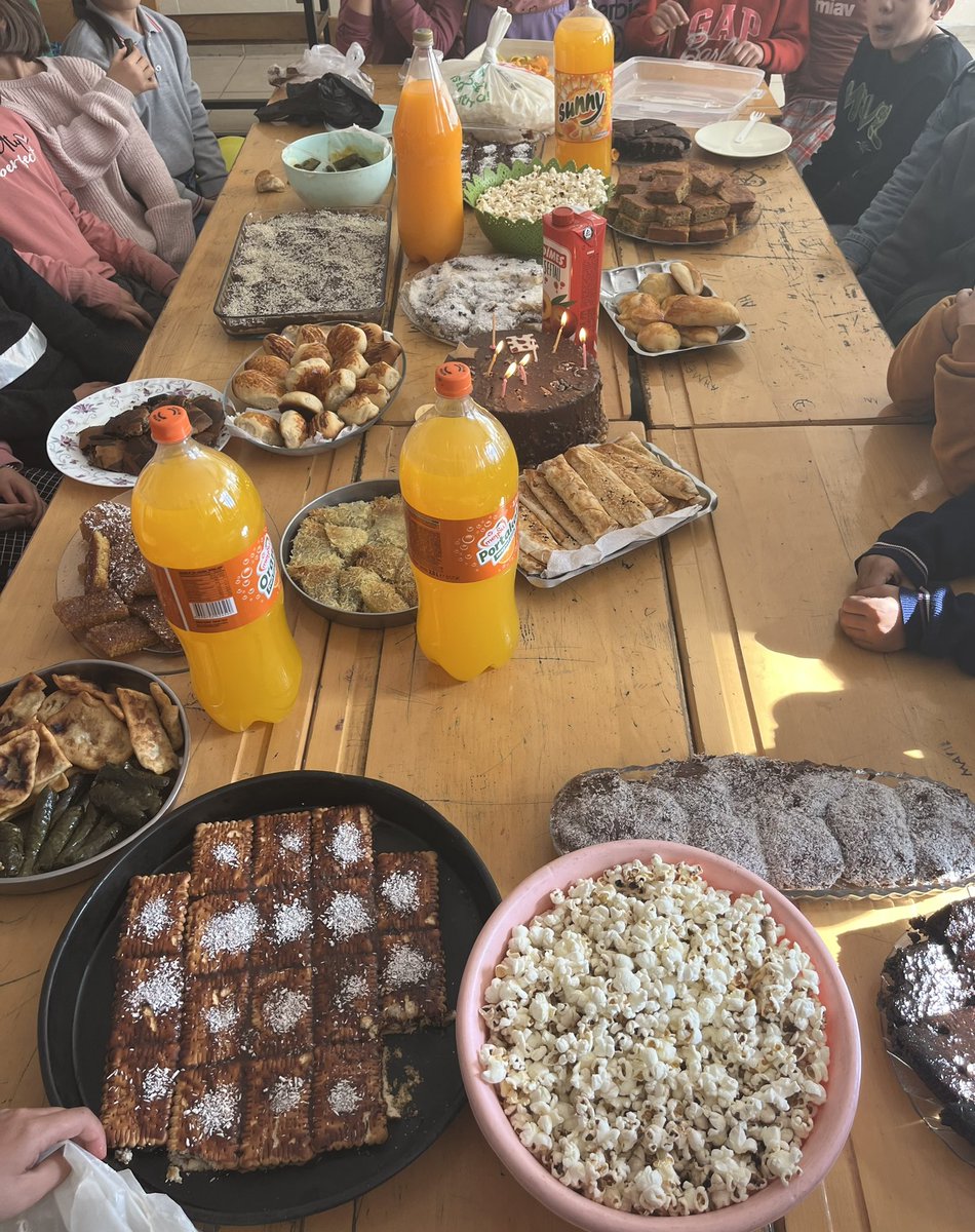 Öğretmeniniz size kurban olsun