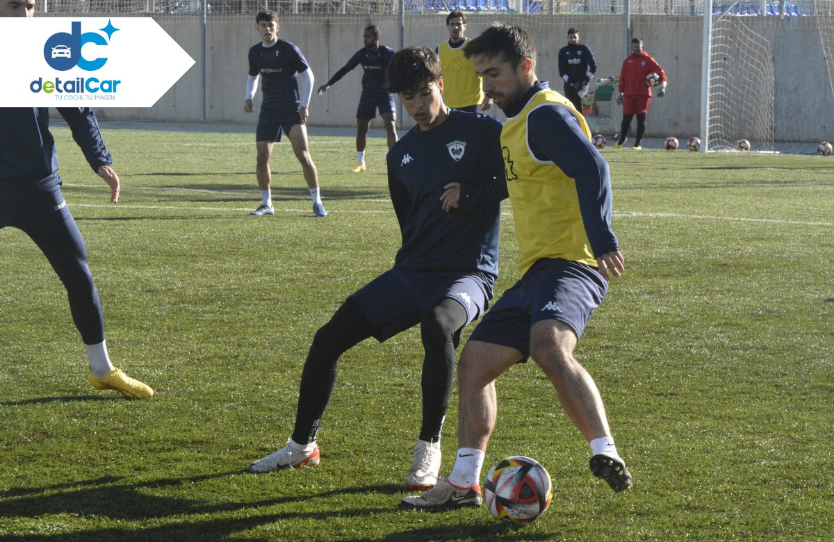 deporguada's tweet photo. Detailcar Guadalajara nos trae las mejores imágenes del entrenamiento

¿Sabéis qué más nos trae? Un 15% de descuento a nuestros abonados en todos sus servicios de limpieza 🧽

📍Avenida Eduardo Guitián 13, en el sótano -1 del C.C. Ferial Plaza (en el sector H) 

 📞665244364 https://t.co/cT2NJ837c8