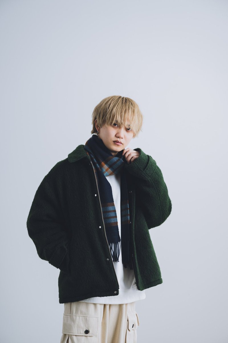 0208_31's tweet photo. 12/16（土）12:00〜ZOZOTOWNで
マフラー販売します🧣
⁡ロゴ刺繍チェックマフラー（ネイビー）
¥2,700 (税込¥2,970) 
⁡
クリスマスプレゼントに買ってね〜🎄
⁡
サラサラしてる質感で、ユニセックスのアイテムだから男女問わず普段のコーディネートだったり
通勤や通学にも使えるよ〜！！ https://t.co/Ag8ykPLLCg