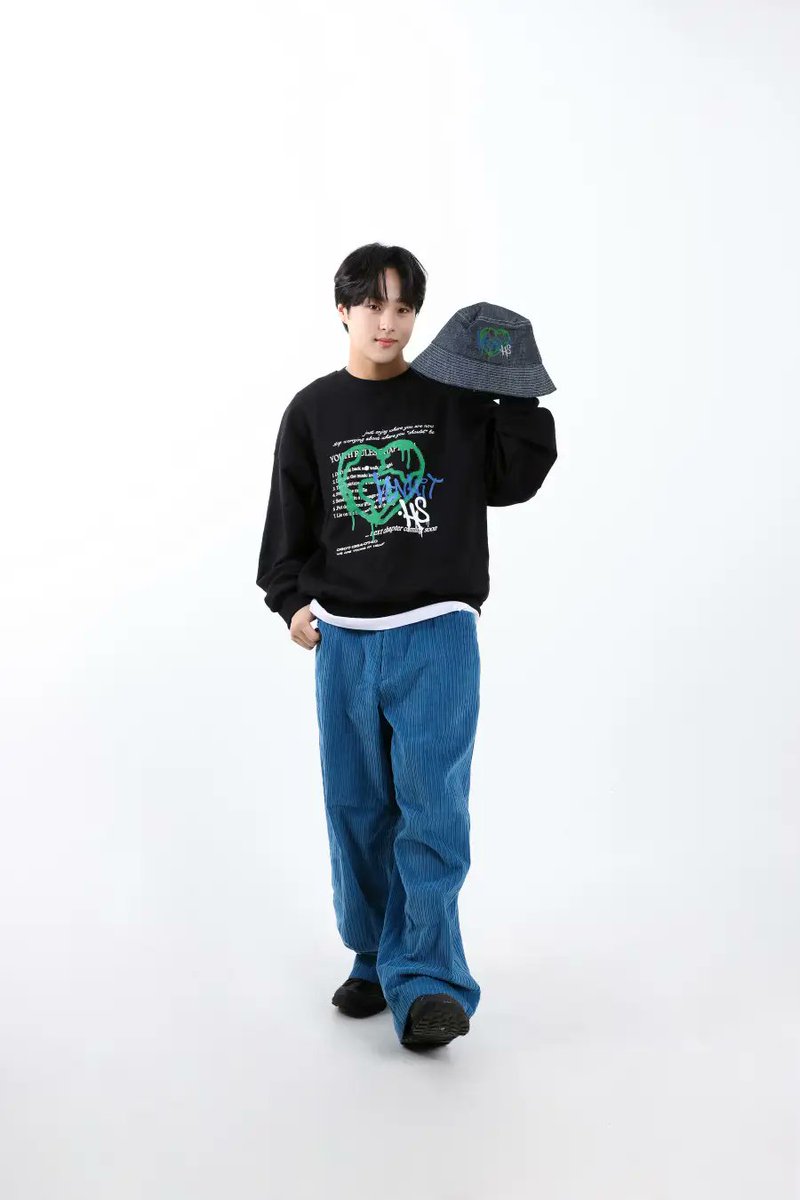 Kkorepo's tweet photo. 【情報】元NIKのメンバーで現在 #PLAYBACK7_project で活躍中の「#ヒョンス」と、ユニークなグラフィックが人気のブランド「#VENHIT（#ベンヒット）」のコラボレーション商品が60％にて発売！
https://t.co/NBO2F7obWE https://t.co/PLYRaDnGBX