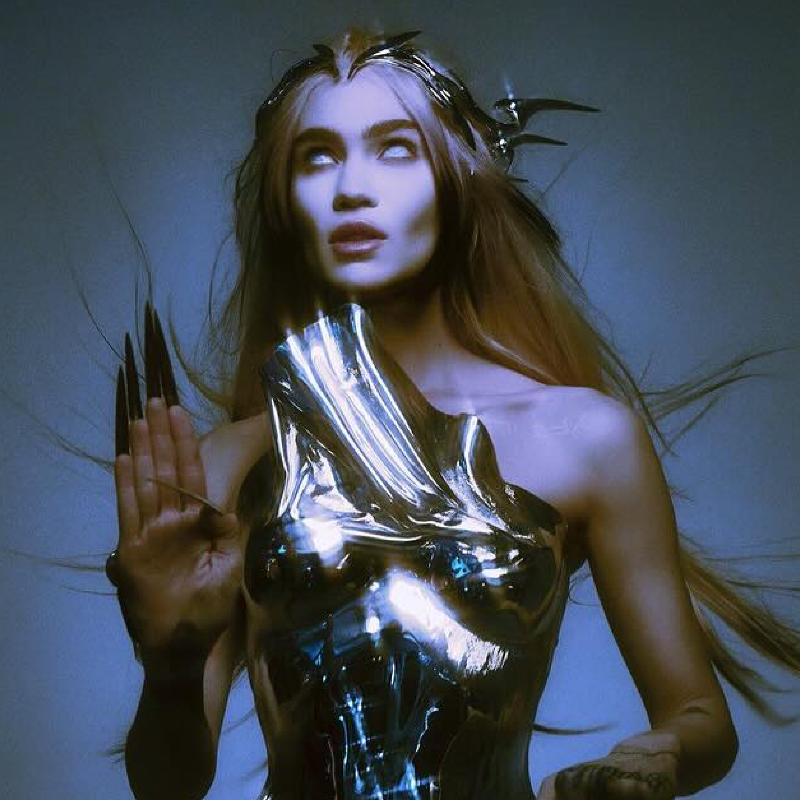 XTENDEDiDENTiTY's tweet photo. Elf @grimes in @xidentity_lab Wind Crown for @palladiummagazine

Photos by @brianziff
 Assisted by @max_flick
Styled by @turnerturner
Nails by @sojinails, Corset @amplituda_design
Makeup by @mugopus , Hair by @dennisgots
Location by @wvrkstudio
3D by @ethanchancer