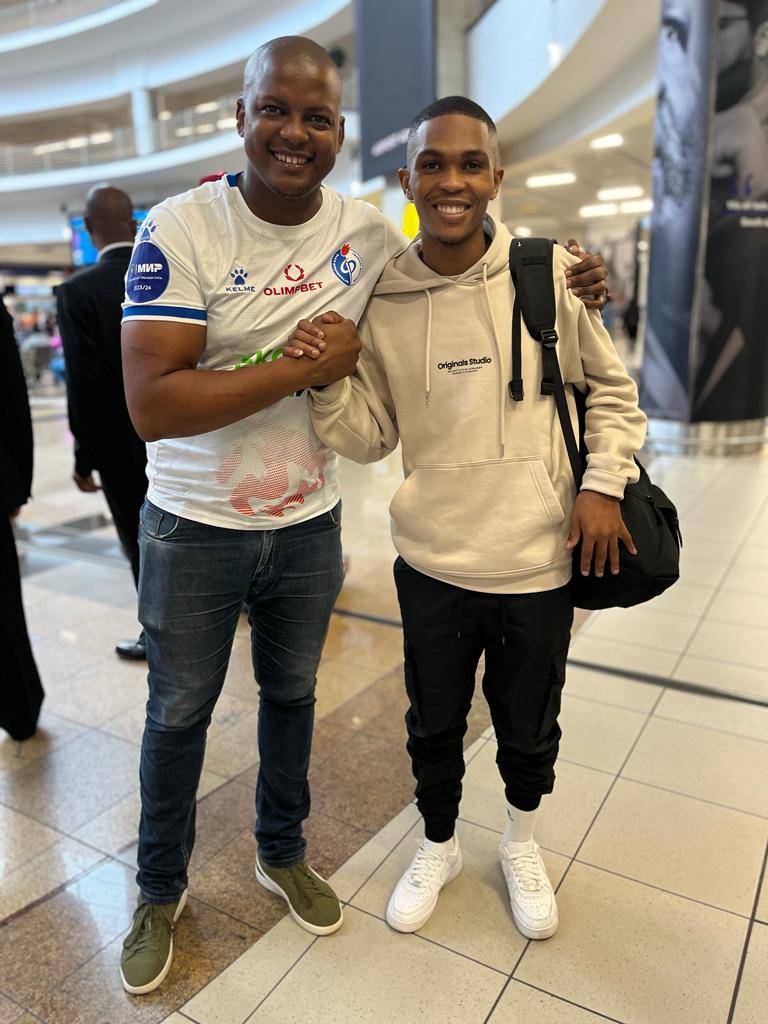 PrinceSobayeni1's tweet photo. Look whose here guys...welcome home my bro.
#GiftLinks https://t.co/wOXidOY33B