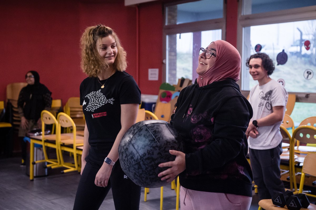 MFGrandEst's tweet photo. 📷 [RETOUR EN IMAGES] sur l'atelier #PourVotreCoeurBougezPlus récemment organisé au sein de la @VilleDeForbach, animé par Perrine Tousch, animatrice en #APA et organisé par @MFGrandEst &amp; la Communauté d'Agglomération #ForbachPorteDeFrance | Photos ©FNMF @mutualite_fr /A. LAURIN https://t.co/nVuCdC88IL