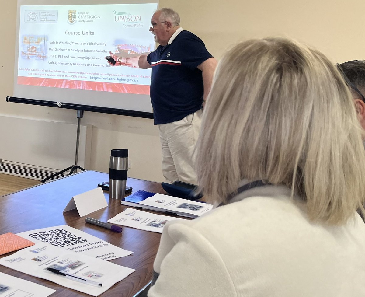 Our brand new “Working in Extreme Weather” #climate adaption course is getting underway - social partnership between <a href="/CeredigionCC/">Ceredigion Council</a> and <a href="/UNISONWales/">UNISON Cymru/Wales</a> through #WULF in action #WULFworks