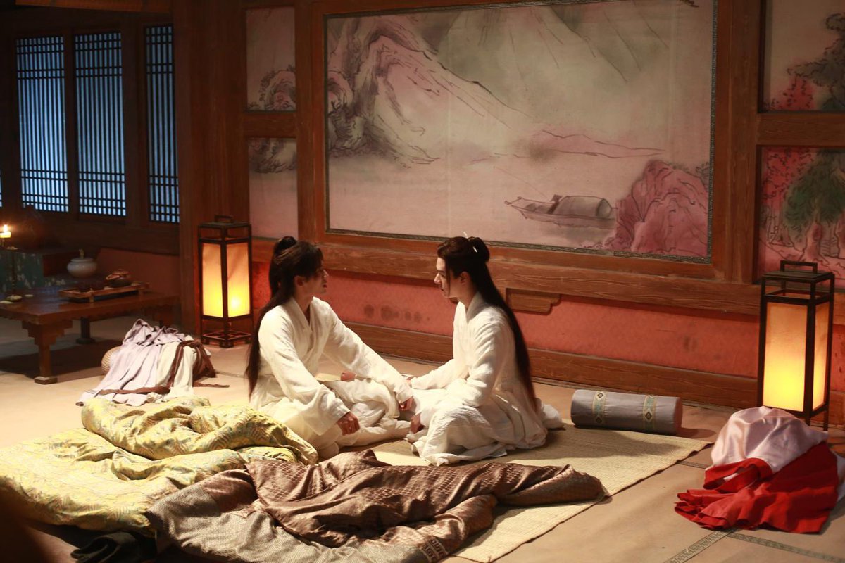 后知后觉的一些热知识🙊🙉🙈
“只要电视里穿的是全白的内衫，就是没穿的意思，为了过审”
🫣🫣🫣🤯🤯🤯🥵🥵🥵

#张哲瀚 #龚俊 #Zhangzhehan #GongJun #JunZhe