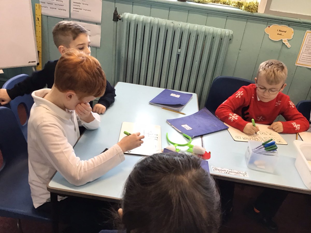Holtonprimary's tweet photo. Year 4 have worked well today, collaboration is key as they work on subtracting with 4 digits. Da iawn 👍
#HPSYr4 #HPSMathematics https://t.co/MK70ffyqnM
