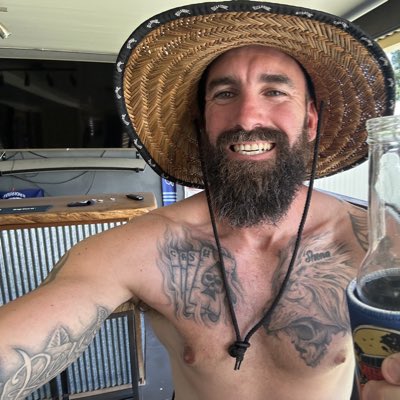 osy03's tweet photo. #NewProfilePic https://t.co/aR8jedj8zr