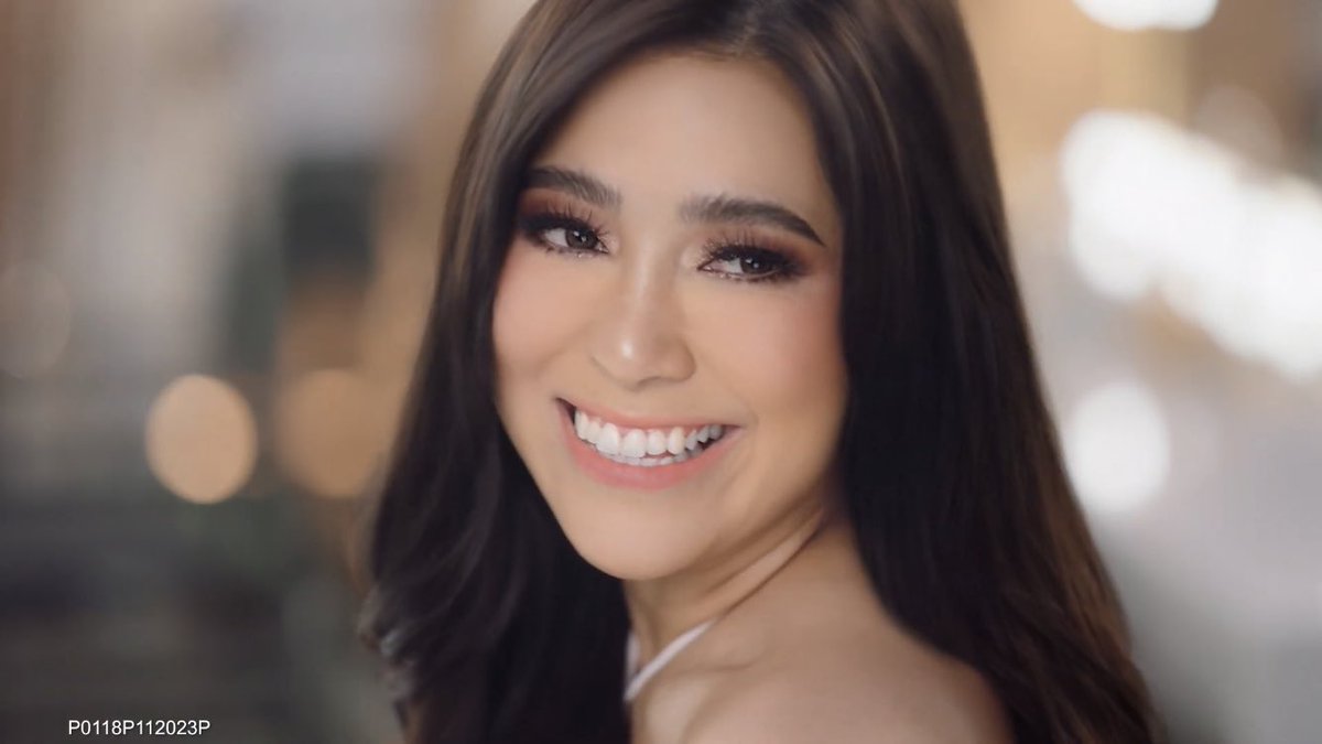 OfcMoisters_'s tweet photo. Introducing your new Pantene girl, Moira 🤍 @moiradelatorre @panteneph 

#MOIRAforPANTENE #MOIRAStrongerWithPantene https://t.co/e55WMYiquG