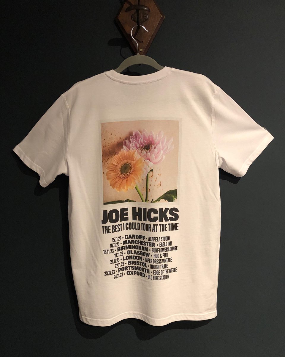 Tour Merch! 💚 There are a few limited edition T-shirts, Flower Postcards and Tour Posters designed for ‘The Best I Could Tour at the Time’ left over after the UK run last month. The remaining pieces are now up on my bandcamp and ready to be snapped up. joehicksuk.bandcamp.com x