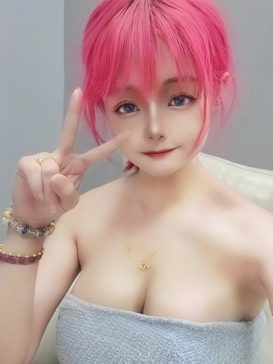 小芸美容工作坊營業中～～
💋！！！預約制！！！
營業時間：早上11:00～半夜3:00
超過晚上9點須加收500元加時費
💋預約項目：熱蠟除毛、采耳耳燭、臉部淨化
💋地址：台中市北區北平路二段102之23號
👉有全身各處毛髮過旺
👉耳朵總是很癢或油
👉臉部痘痘粉刺問題
 ～～歡迎私訊我諮詢～～～ https://t.co/om6BSgGsI6