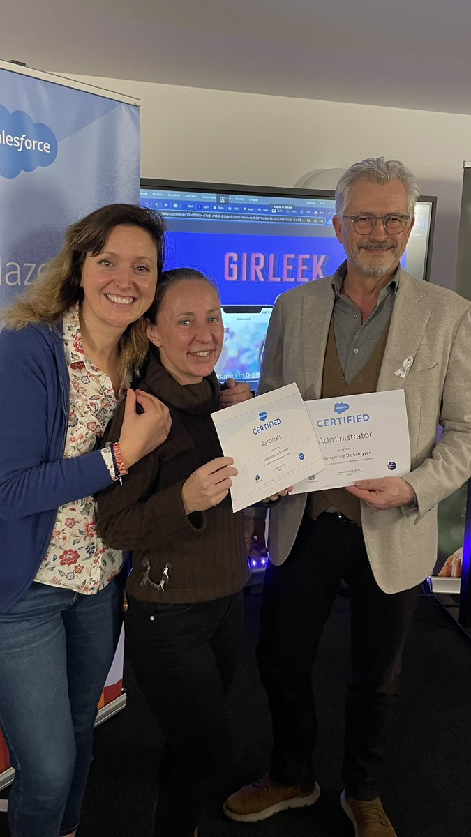Girleek's tweet image. Hier c’était la proclamation de la promo #2 de #SalesforceAdmin
🥳 90% de réussite à la certification Salesforce Associate
🥳 70% de réussite à la certification Salesforce Administrator
🥳 3 personnes sur 12 déjà embauchées !
Notre Ministre @BernardClerfayt était présent pour…
