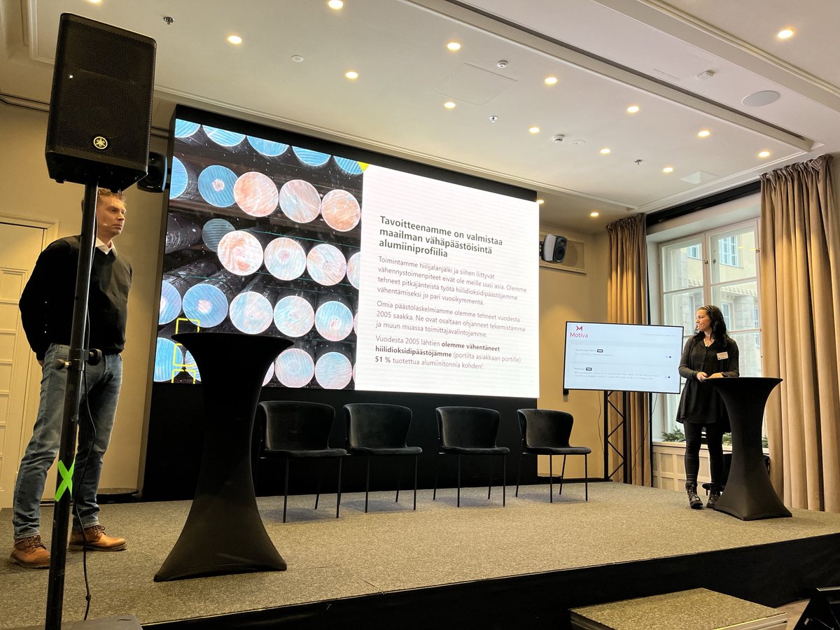 ullasuomi's tweet photo. Mäkelän Alun pitkäjänteinen työ energiatehokkuuden parantamisessa mahdollistaa kunnianhimoisen hiilineutraalisuustavoitteen.

Pävi Venesoja ja Tomi Pilbacka kertomassa toimenpiteistä Uutta energiatehokkuuteen 2024 - tilaisuudessa. 

#RRF #energiatehokkuus #hiilineutraali https://t.co/zbkjYfXuJ7