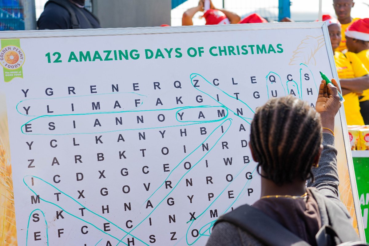GPennyFoods's tweet photo. Day 2 brought festive vibes to our 12 Days of Free Christmas Meals!

 We're spreading extra holiday cheer just for you!

 Let us know where we should pop up next!
#GP12DaysofChristmas #GoldenPennyFoods https://t.co/Y8swL9i5Rx