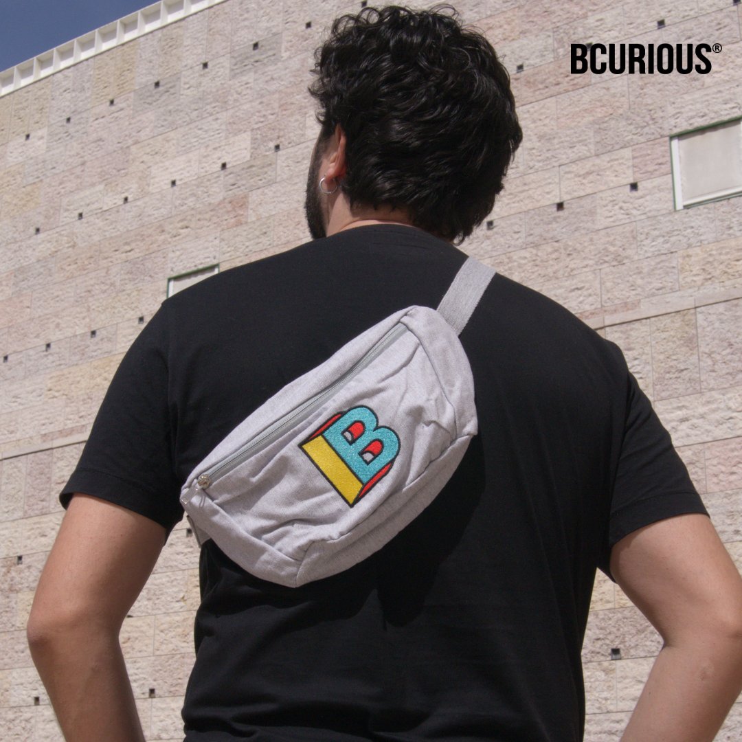 Are you ready to push the boundaries with our functional and minimalist fanny pack? Crafted from 80% recycled cotton and 20% recycled polyester 💫 Wear it over the shoulder, across your body, or around your waist.
Get your limited edition on our website.🤗bcuriousbrand.com