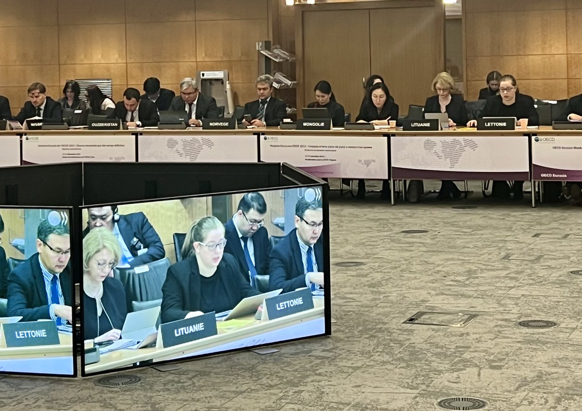 LatviaOECD's tweet photo. 🇱🇻 vēstnieks OECD I. Ābelis vada OECD Eirāzijas konkurētspējas apaļā galda diskusiju par digitālo transformāciju 🇦🇲 un 🇺🇦. Paldies @EM_gov_lv ekspertei Anitai Zimelei par dalību @OECD projektā par MVO digitalizāciju 🇦🇲
#EurasiaWeek 2023
@OECDeurasia https://t.co/edUVXSdcXF