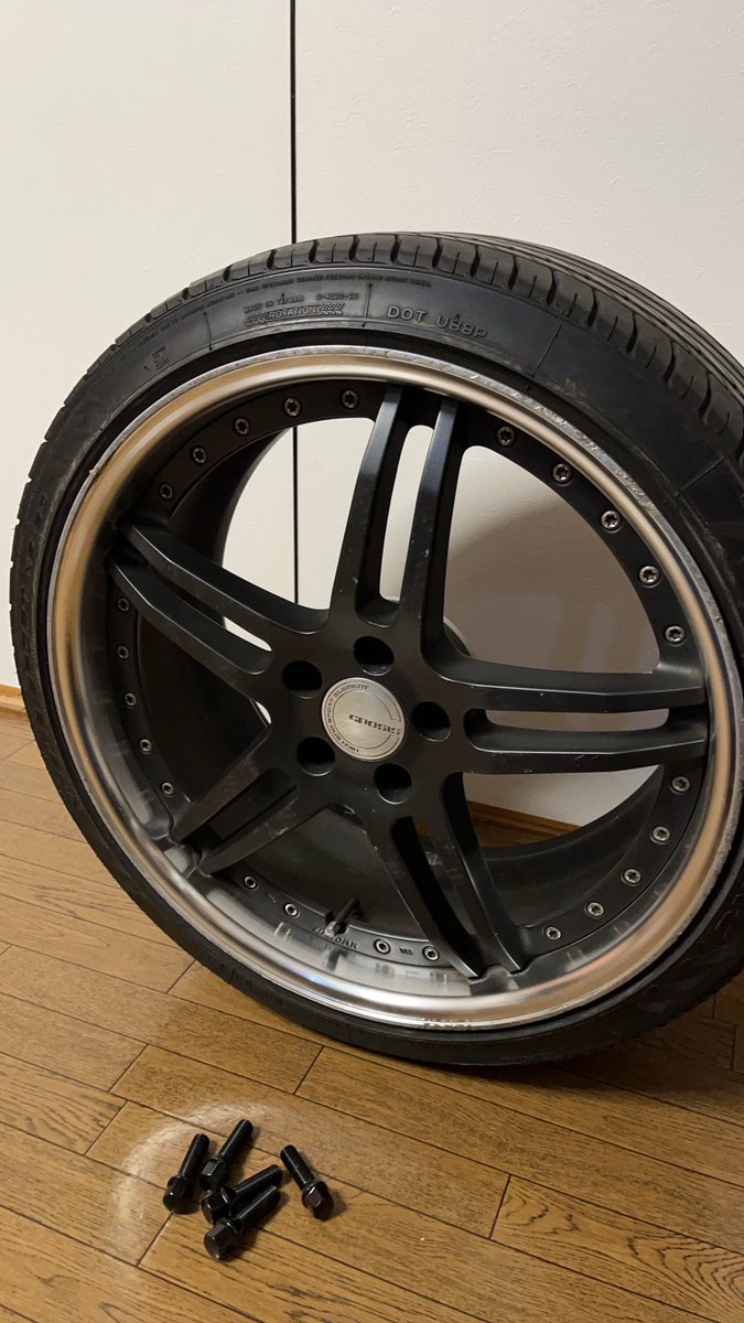 __Audi__S7__'s tweet photo. はやくつけたい
一か八かで買ったスペーサーのハブ径がぴったりすぎるの嬉しい
ヨンリンでカスタム欲上がりすぎた！
#yonrin https://t.co/hFf7hawxZP