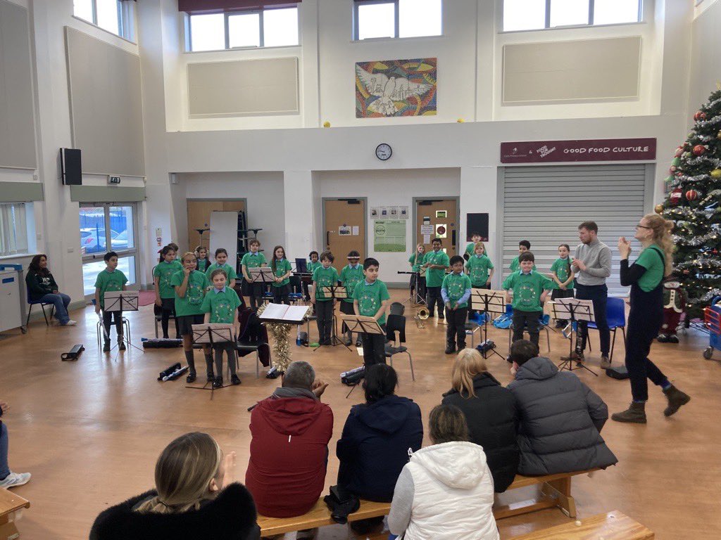 A massive well done to everyone involved in our InHarmony Christmas Sharing yesterday and a big thank you to everyone that came and watched! 🎶🎵 🎄 @FaithPrimary #Music