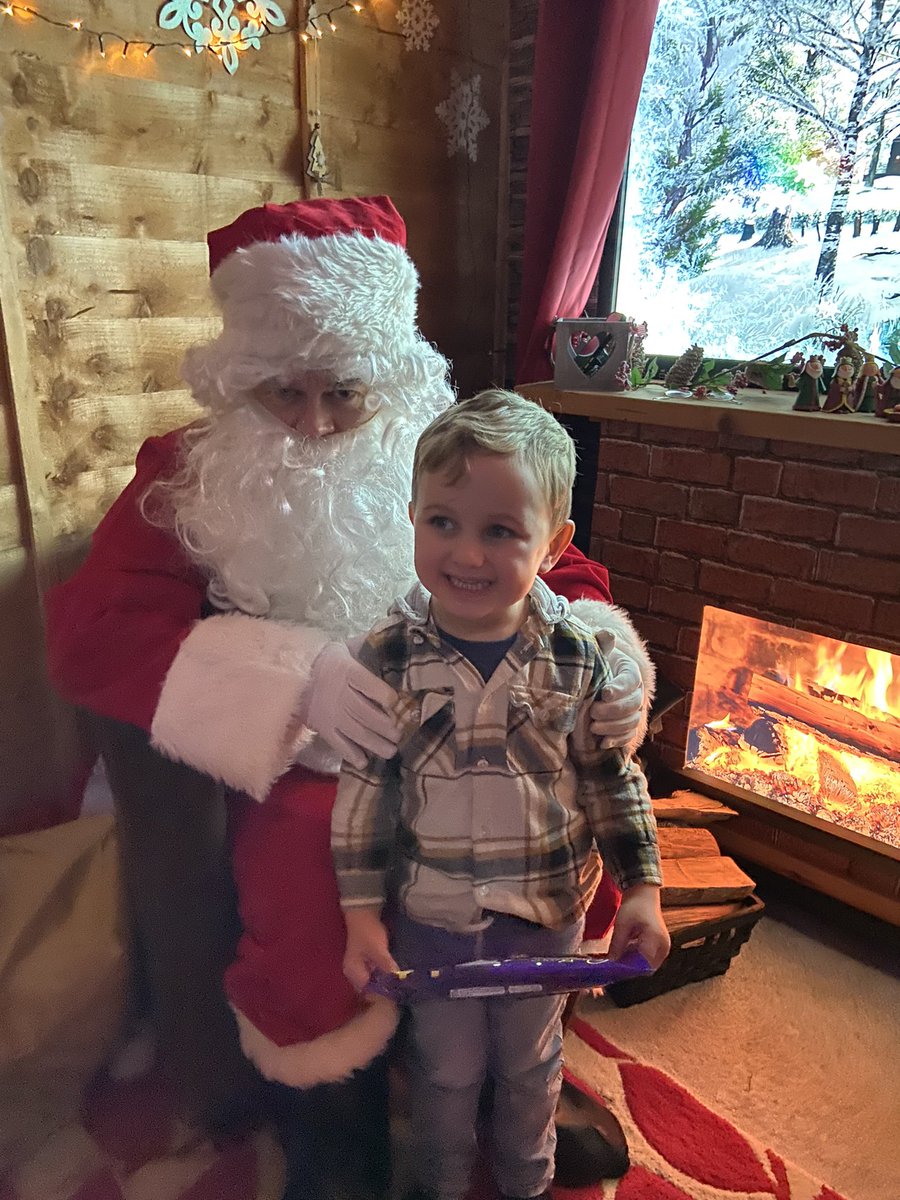 Chris_Hart83's tweet photo. @YstradPrimary thank you for a great school trip for Nursery, Tommy loved it - awesome Santa too 😉🎅 https://t.co/r9Q13yCvSC