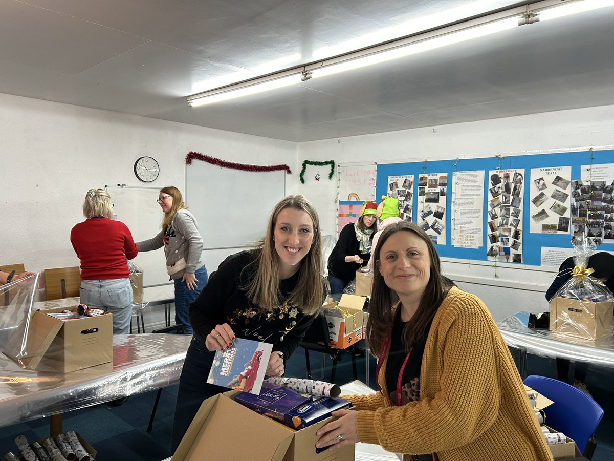 claire newstead (@newstead_claire) on Twitter photo Great morning hamper packing for a great cause #projecthope <a href="/PIandMedNeg/">Irwin Mitchell Personal Injury & Med Neg</a> Great morning hamper packing for a great cause #projecthope <a href="/PIandMedNeg/">Irwin Mitchell Personal Injury & Med Neg</a>