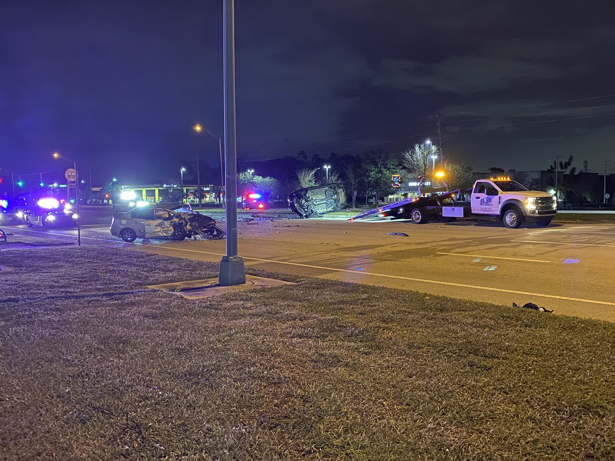 An <a href="/ApopkaPolice/">Apopka Police Dept</a> officer is recovering after being involved in a crash with a wrong-way driver overnight.

The crash happened on Semoran Blvd near Lake Pleasant Rd.

The man, who investigators say was driving the wrong way with his headlights off, is in critical condition.
