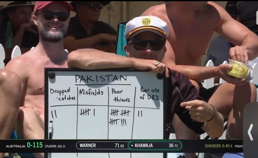 _FaridKhan's tweet photo. Australian crowd was making fun of us all day 🤦🏽‍♂️🤦🏽‍♂️ #AUSvPAK https://t.co/dXRRgNIQcD