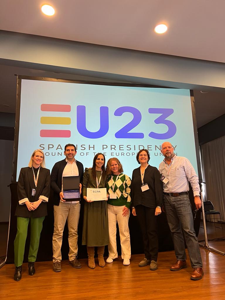 EUCPN's tweet photo. 🎉 And congratulations to the winner of the #ECPA2023 🎉: "Human Merchandise 4" from #Portugal! 
Discover this initiative on recognising human trafficking 👉 https://t.co/erRfTihLM2

#EU #CrimePrevention #THB https://t.co/TNVlXe0rwQ