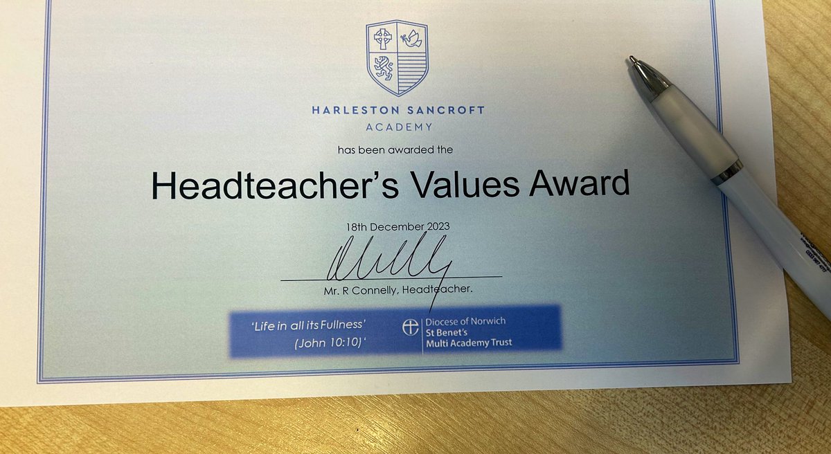 RobConnellyHT's tweet photo. Signing certificates in readiness for celebration assemblies next week @SancroftAcademy
#proudHeadteacher
#SancroftValues💜 https://t.co/jCaxrHy79h