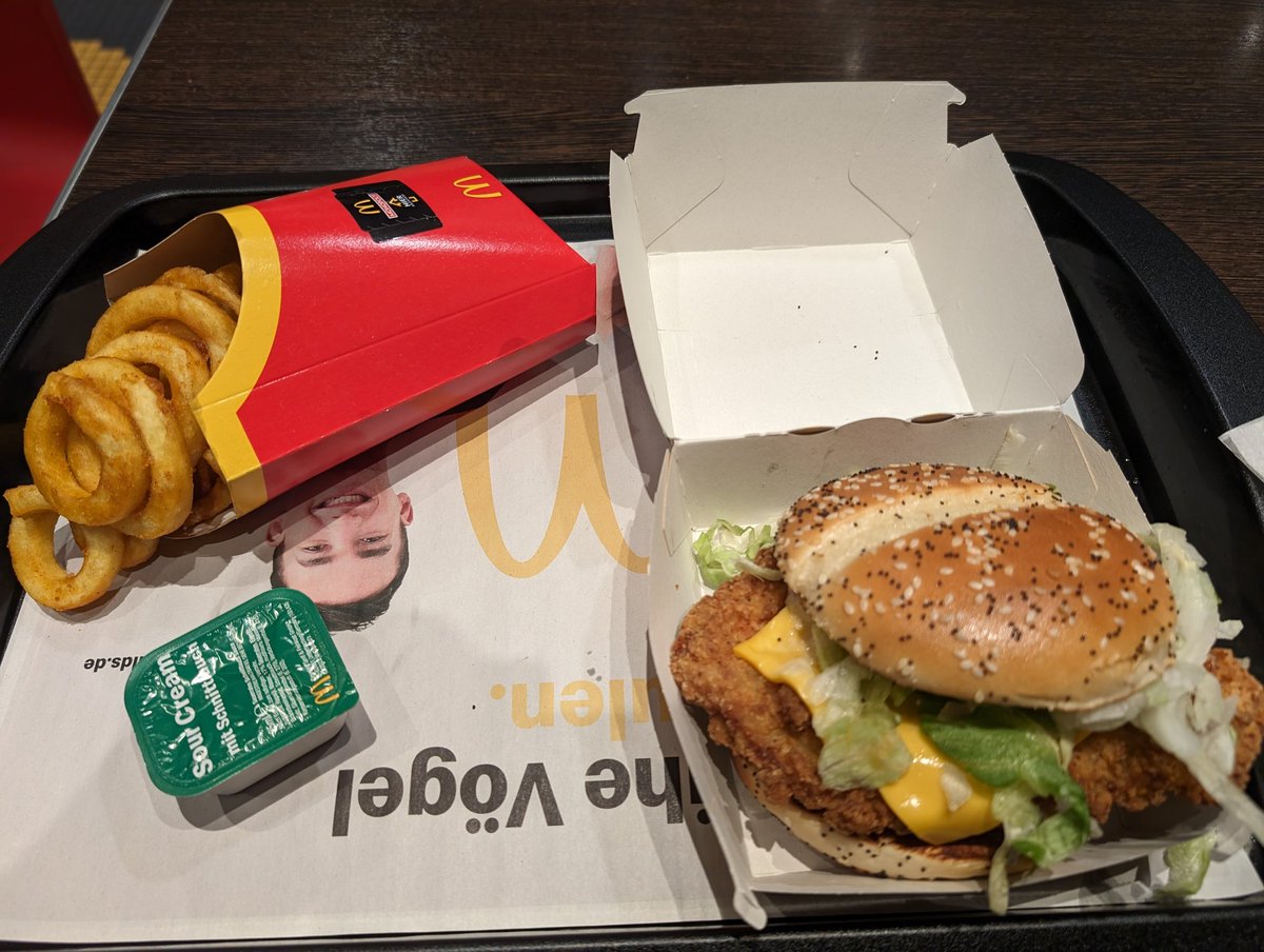 Oehrchen 💜 🦊 tweet media