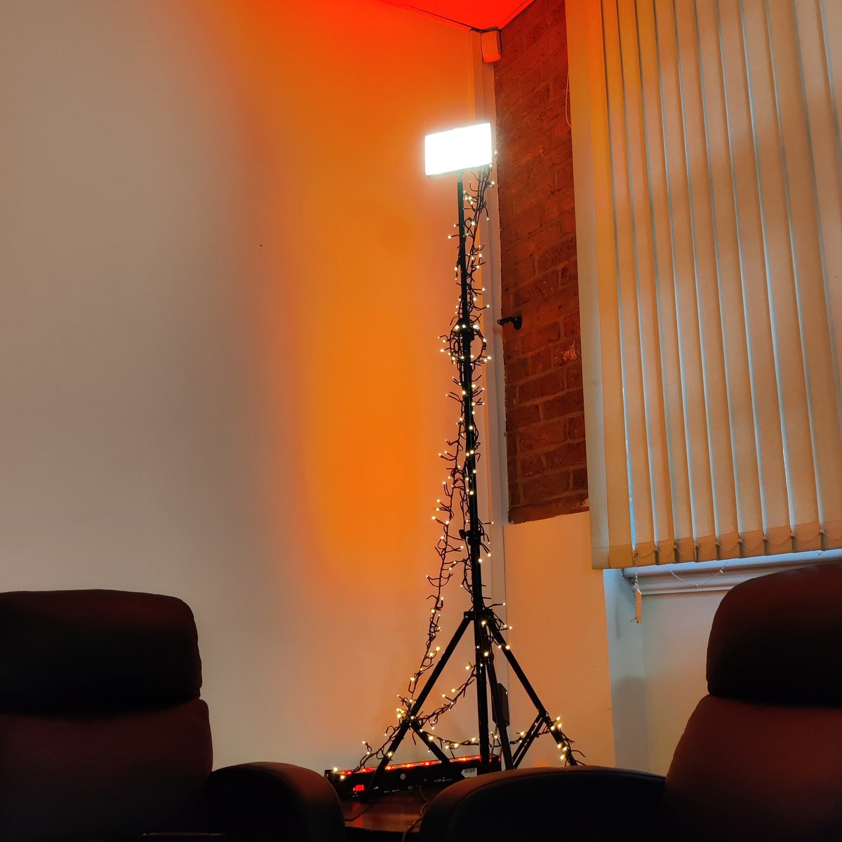 With our budget going towards the new move, we've had to take some creative liberties with the office Christmas tree... 😅

leigh.works

#christmastree #christmas #festive #lighting #funny #Imagine #create #grow