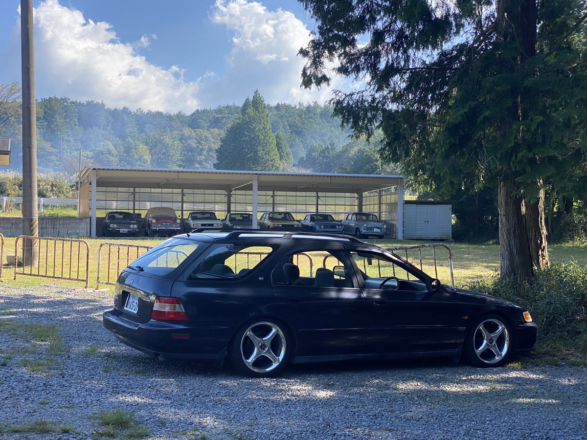 Katsuo_sub's tweet photo. 【売ります】アコードUSワゴン CE1 
値段：45万円
車検：R7年7月迄
距離：不明

車高調もホイールも灯火類も全部込み！！

オーディオとスピーカーだけ外したい！！
(純正スピーカーと適当なオーディオつけます)

普段乗りに使ってるので一応普通に乗れてます！
エアコンとかもバチ効く！

不具合は↓ https://t.co/qO3iJ2TO3i