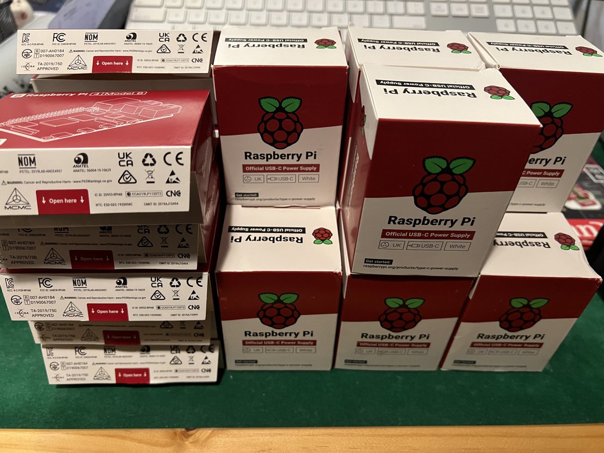 milkywayman's tweet photo. Let’s go!! #defli #groundstation #adsb @Defli_Networks @Raspberry_Pi #web3 #uav @BuildOnBase https://t.co/bNyz0kddMu
