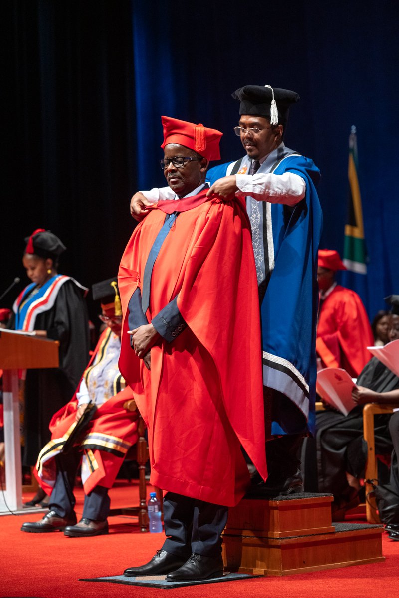 UPLawFaculty's tweet photo. RECAP! Cheers to the  @CHR_HumanRights Masters and Doctoral 2023 Graduates. May your dreams fly higher than your tossed graduation hat! We celebrate your achievement. Thank you for making @UPLawFaculty and @UPTuks proud. Bravo! You made it. #HRDA #SRRA #MDHR #TILA #ProudlyUP https://t.co/DgQmtxnMwX