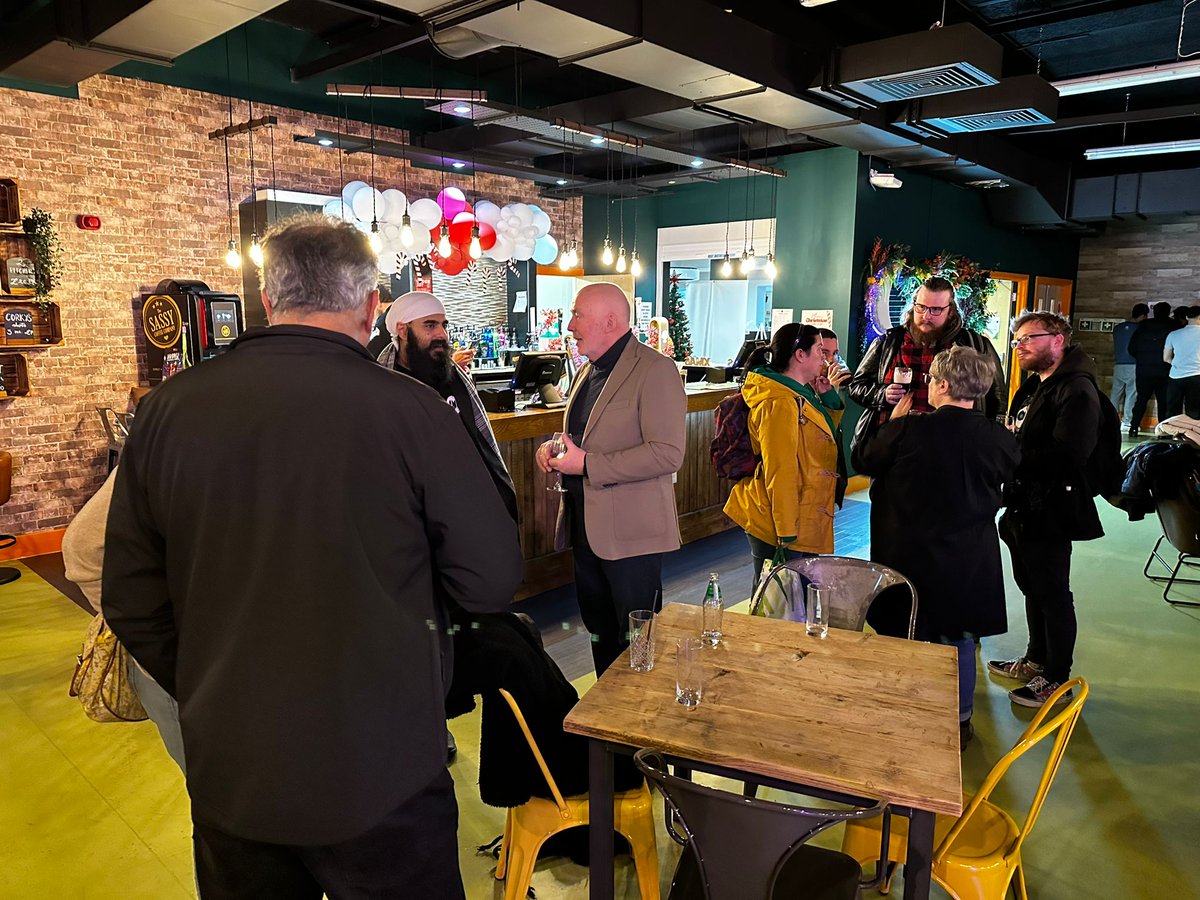 thecreativechain tweet media