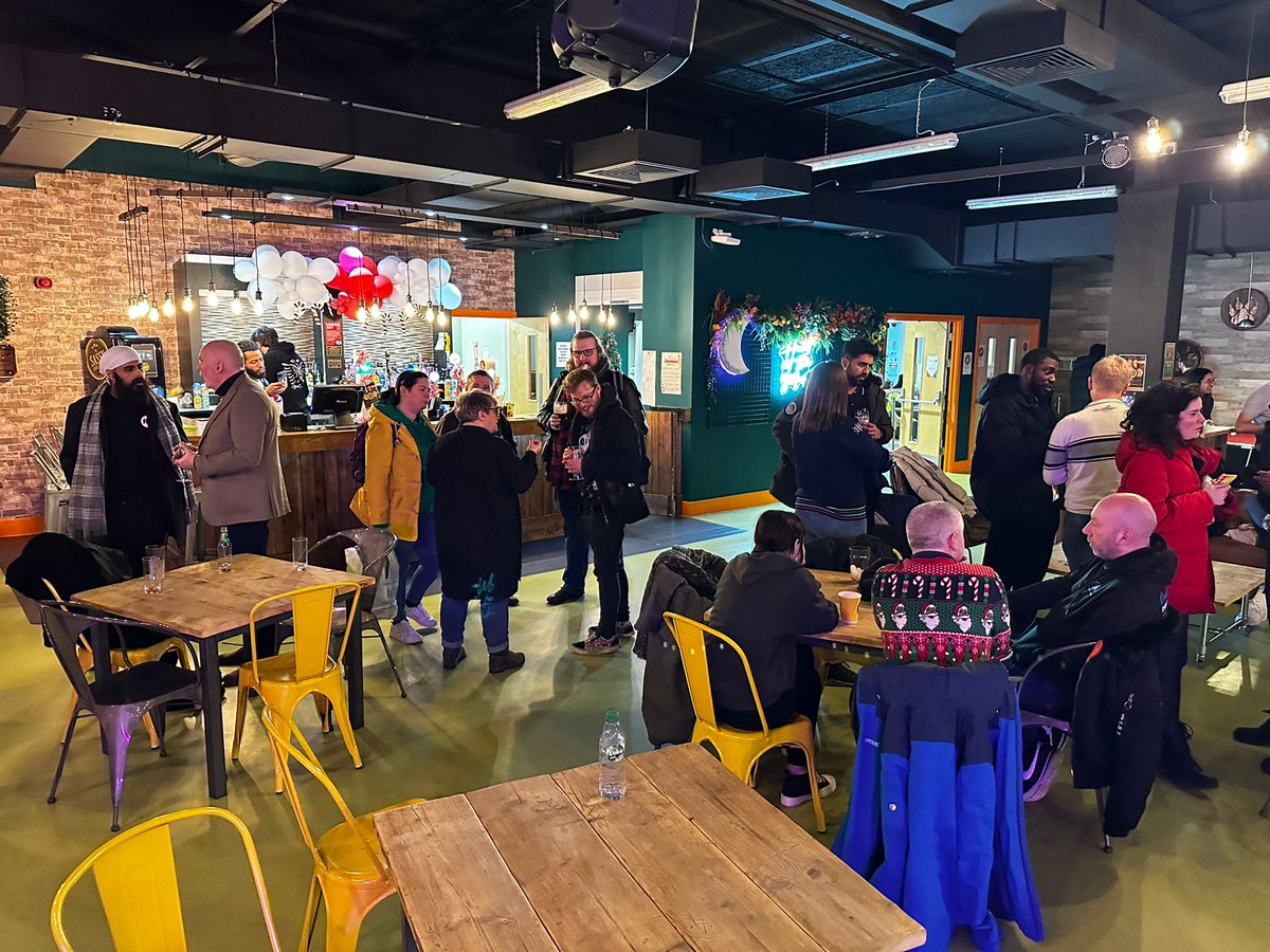 thecreativechain tweet media