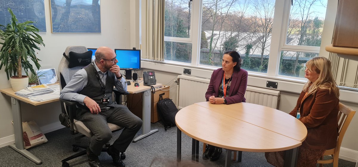 Harrogate College tweet media