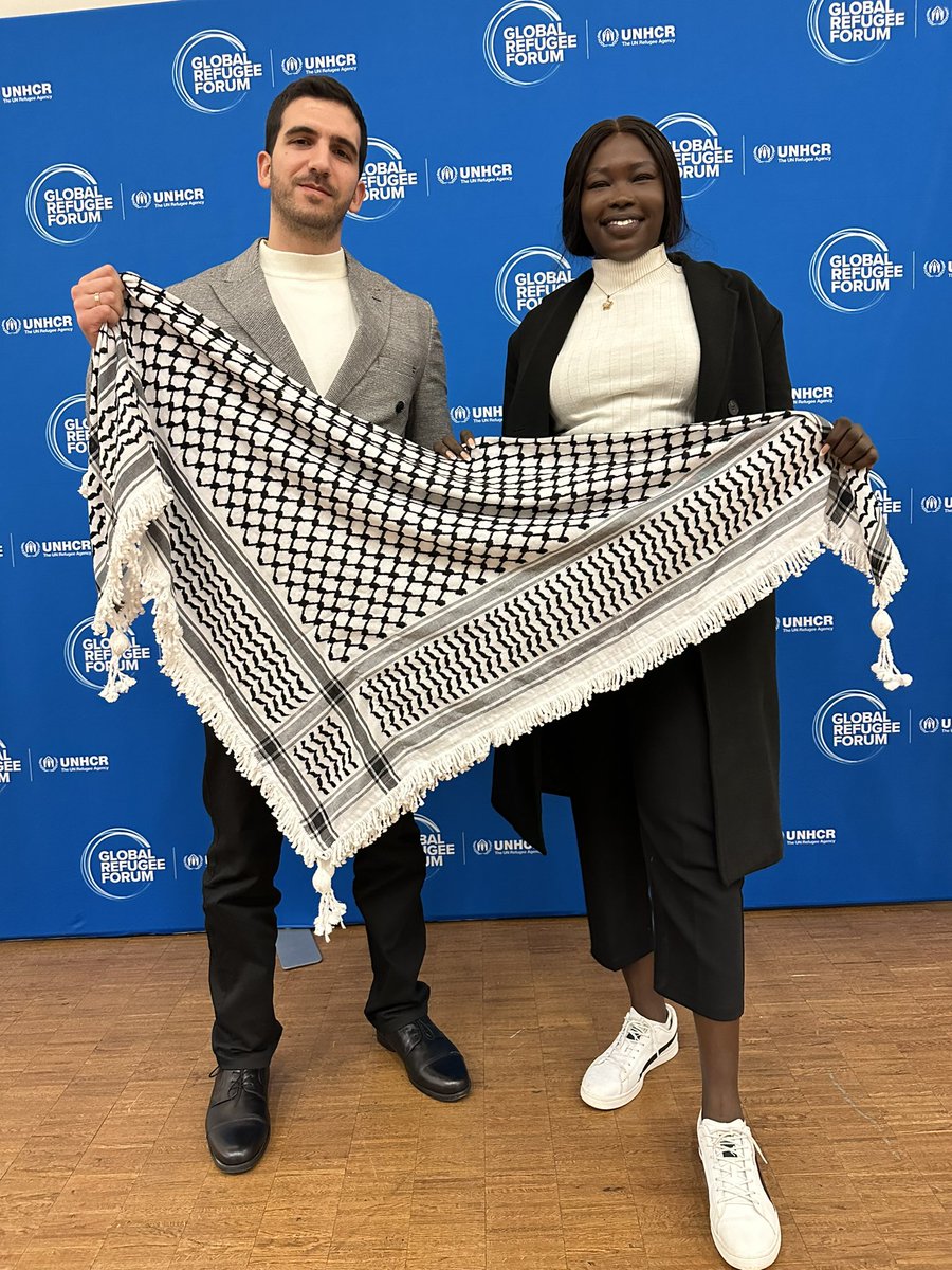 sinanassaid's tweet photo. Standing up for Gaza at the Global Refugee Forum in Geneva, Switzerland. 

Youth Advisory Committee Members - Dutch Ministry of Foreign Affairs. 
@graciegarang 
@minbuza @Refugees 

#CEASEFIRE_NOW #Refugee https://t.co/LkyJMgXWmo