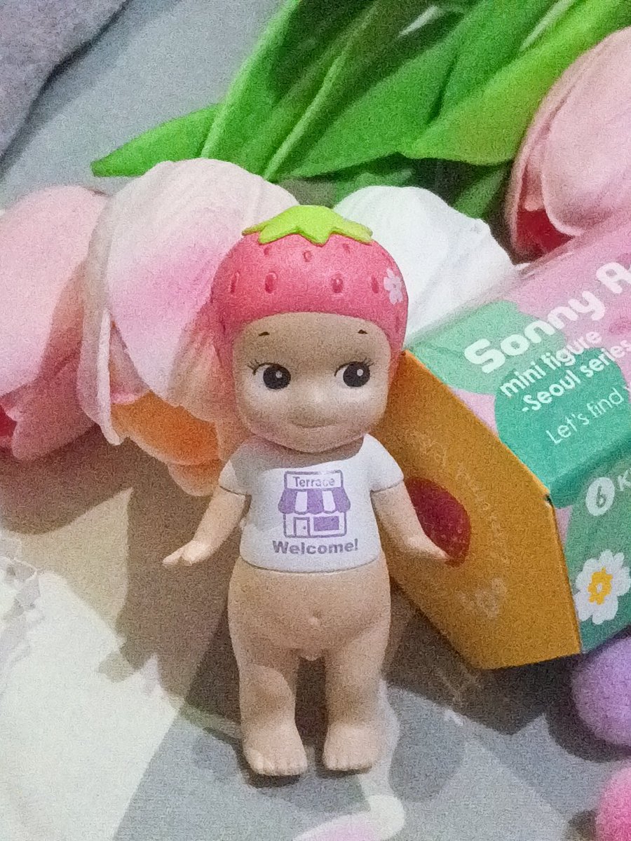 atinycuti3's tweet photo. ⇢ ˗ˏˋ #fromc4rat_p4tch ࿐ྂ
thank u so much @caratpatch17 
ttalgi 🍓 sonny angel came home safely~ he's so cute ^^ and also thank for the freebies🩷🤍💜 https://t.co/3GvzlfLvtI