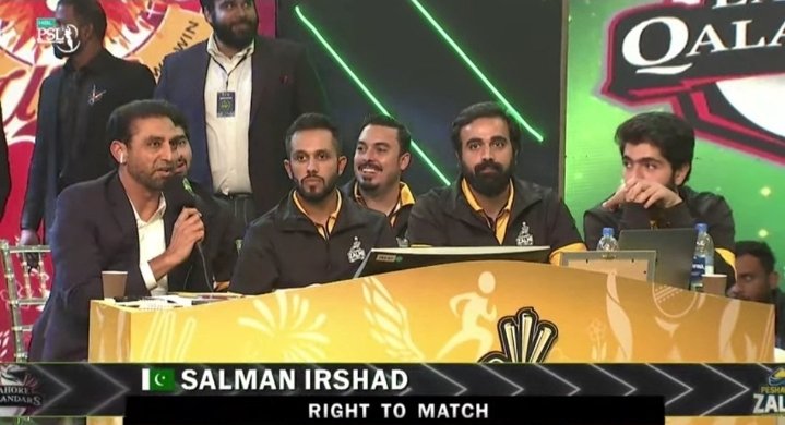 macroni0's tweet photo. #PSL9Draft Lahore Qalandars pick Salman Irshad but Peshawar Zalmi played the right to match card and earned him back!! 😍♥️ #PSL9 #PSL9Draft https://t.co/JLiscv5Q06
