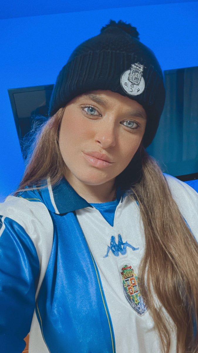 Bom dia para os únicos que representam Portugal na CHAMPIONS 🩵🤍😘