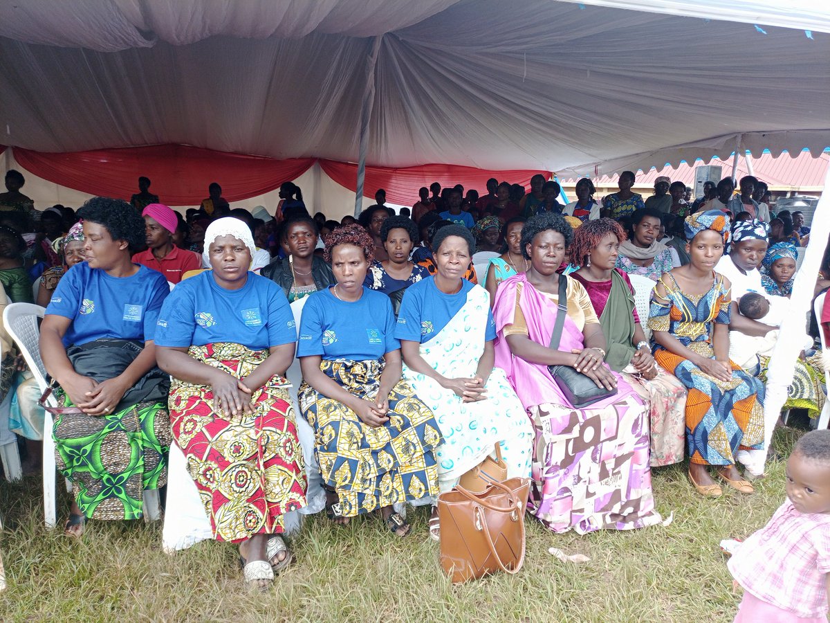 Mayor <a href="/DrKibiriga/">Dr. ANICET KIBIRIGA</a> yabasabye nanone abagore gukomeza kwita ku isuku n'umutekano bakitabira gahunda za leta. Yanashimiye kandi abafatanyabikorwa b'akarere mu iterambere bose  ku ruhare rwabo ntagereranywa mu kuzamura umuturage w'akarere ka #Rusizi.