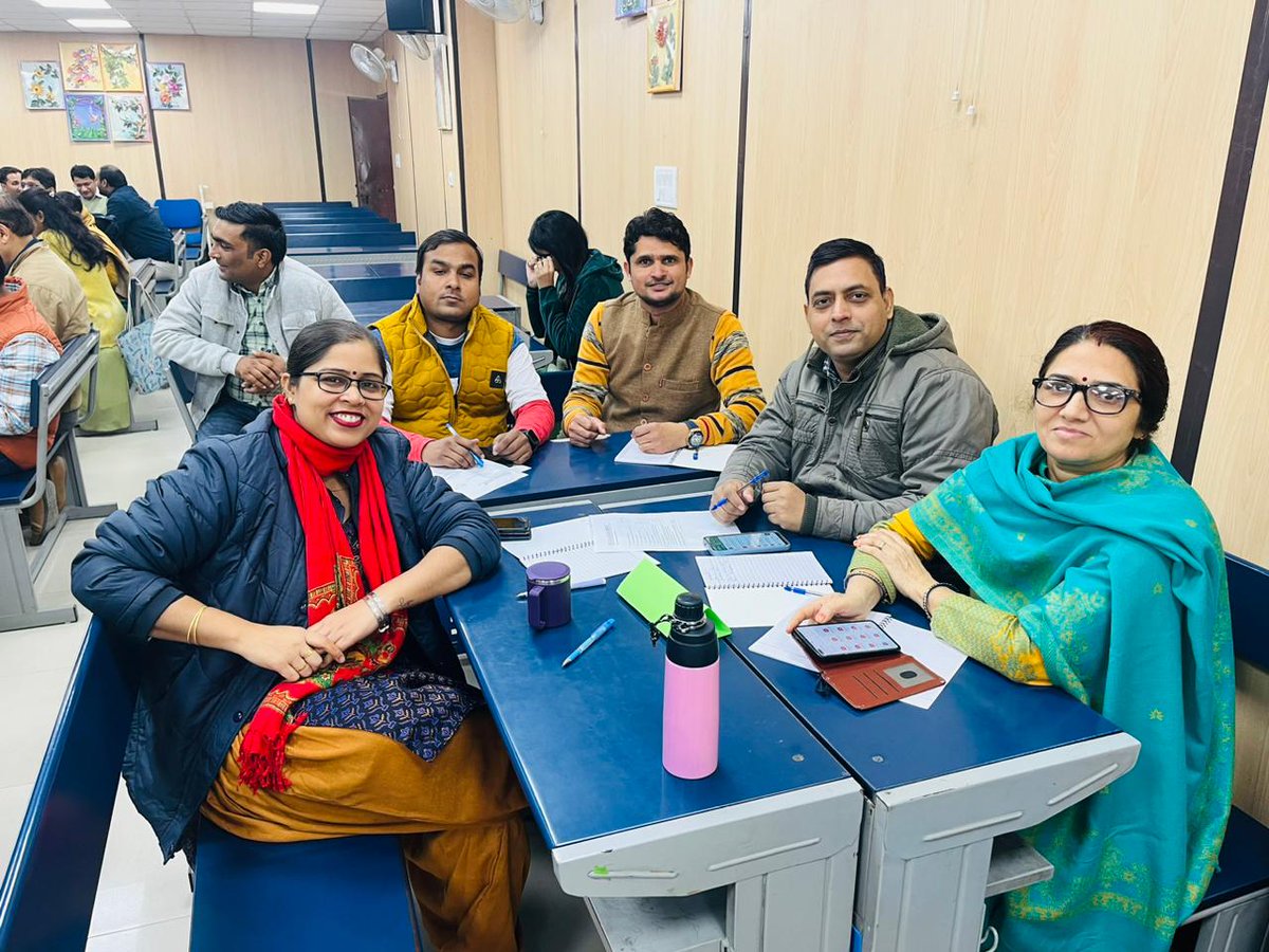 DEEPAKKUMARLAM0's tweet image. "🚀 TEAM ZONE 12 update: Engaging TDC discussions!
Explored Inside Outside Circle, honed mentoring/coaching skills, delved into the #GROW Coaching Model, crafted impactful design questions, and reflected on past #LIC. Progress in motion! #LearningImprovementCycle"
@Dir_Education