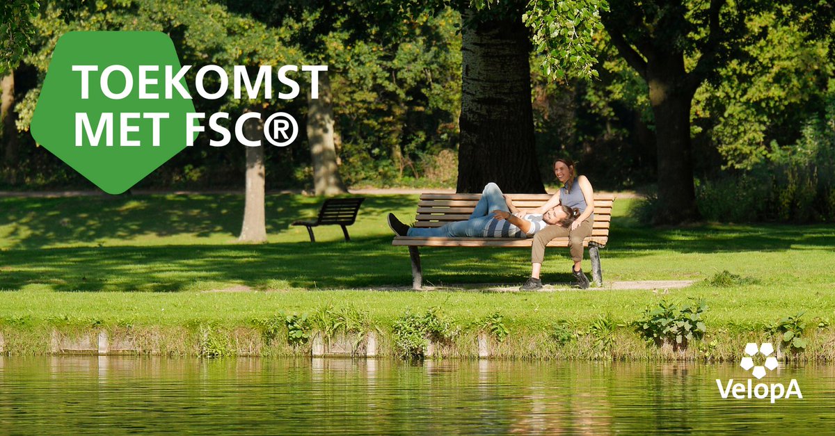 𝗙𝗦𝗖® 𝗵𝗼𝘂𝘁 𝘃𝗼𝗼𝗿 𝗲𝗲𝗻 𝘁𝗼𝗲𝗸𝗼𝗺𝘀𝘁𝗯𝗲𝘀𝘁𝗲𝗻𝗱𝗶𝗴𝗲 𝗼𝗽𝗲𝗻𝗯𝗮𝗿𝗲 𝗿𝘂𝗶𝗺𝘁𝗲. Wij werken uitsluitend met de beste FSC® houtkwaliteit in onze overkappingen en straatmeubilair: bit.ly/3GHWm8N #fsc #fschout #openbareruimte #straatmeubilair