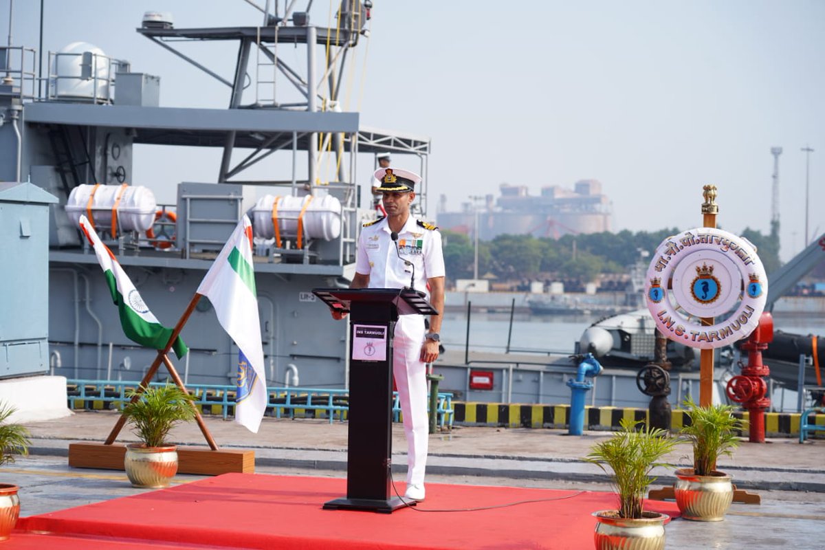DEFENCEWORLDBU1's tweet photo. Indian Navy commissioned INS Tarmugli, a Fast Attack Craft, at an impressive ceremony held at Naval Dockyard Visakhapatnam under the aegis of the Eastern Naval Command . Vice Admiral Sandeep Naithani, was the Chief Guest for the Ceremony.
Please Follow Defence World Bureau https://t.co/CTweXL6GHQ