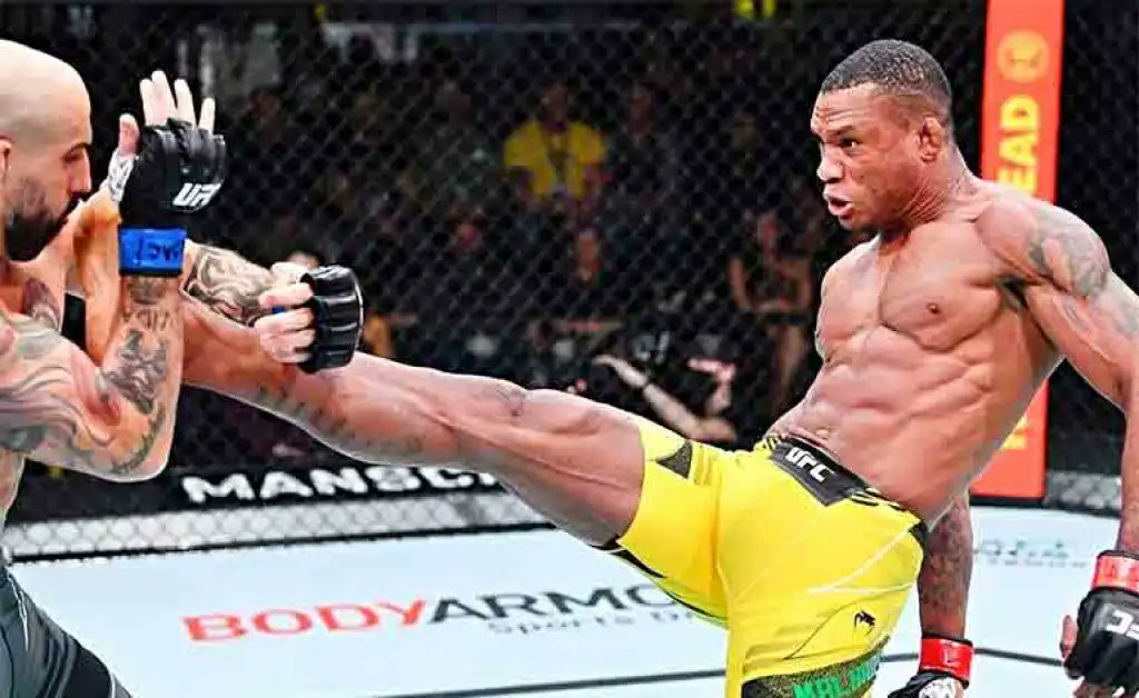 kungfukingdom's tweet photo. MMA &amp; @ufc FANS: JAILTON ALMEIDA, @Malhadinho_UFC 20-2, got the #POWER #SPEED &amp; #DANCE #MOVES to boot! What CAN'T this guy do, and what HEIGHTS will he reach? Comment below as Andy reveals the no.7-ranked heavyweight's #Top5 #fights! https://t.co/sr7aajzSWs https://t.co/xJh3cQPj1J