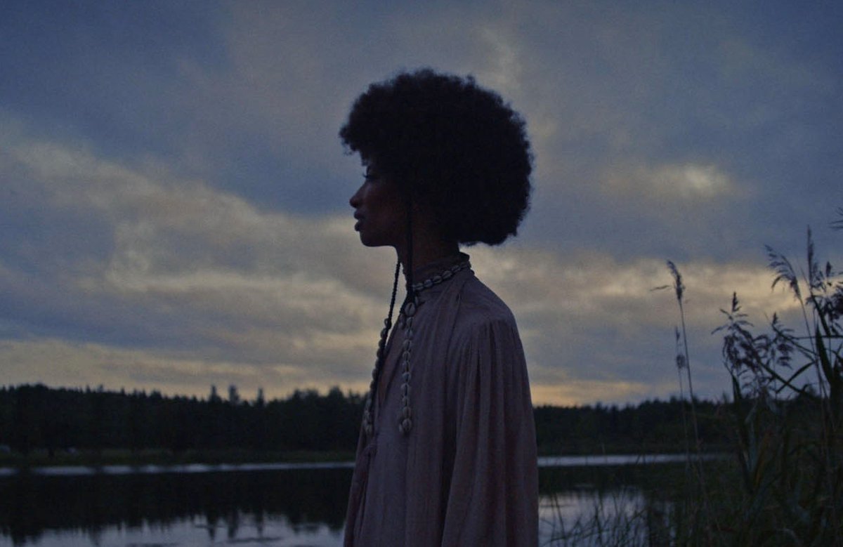 ASFFest's tweet image. #ExperimentalFilms | Did you know that we&apos;ve got a Short Film Library?  🎦

Unique visuals, isolated narrators and bold, uncanny environments are integral to experimental films.

Take a look at our selection of shorts and explore the platform: bit.ly/487XdLI