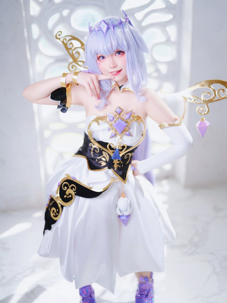 Taotan_cos's tweet photo. Bon Bijou〜✨

#bijouwled #holoAdvent https://t.co/d7Ol5D0S6H